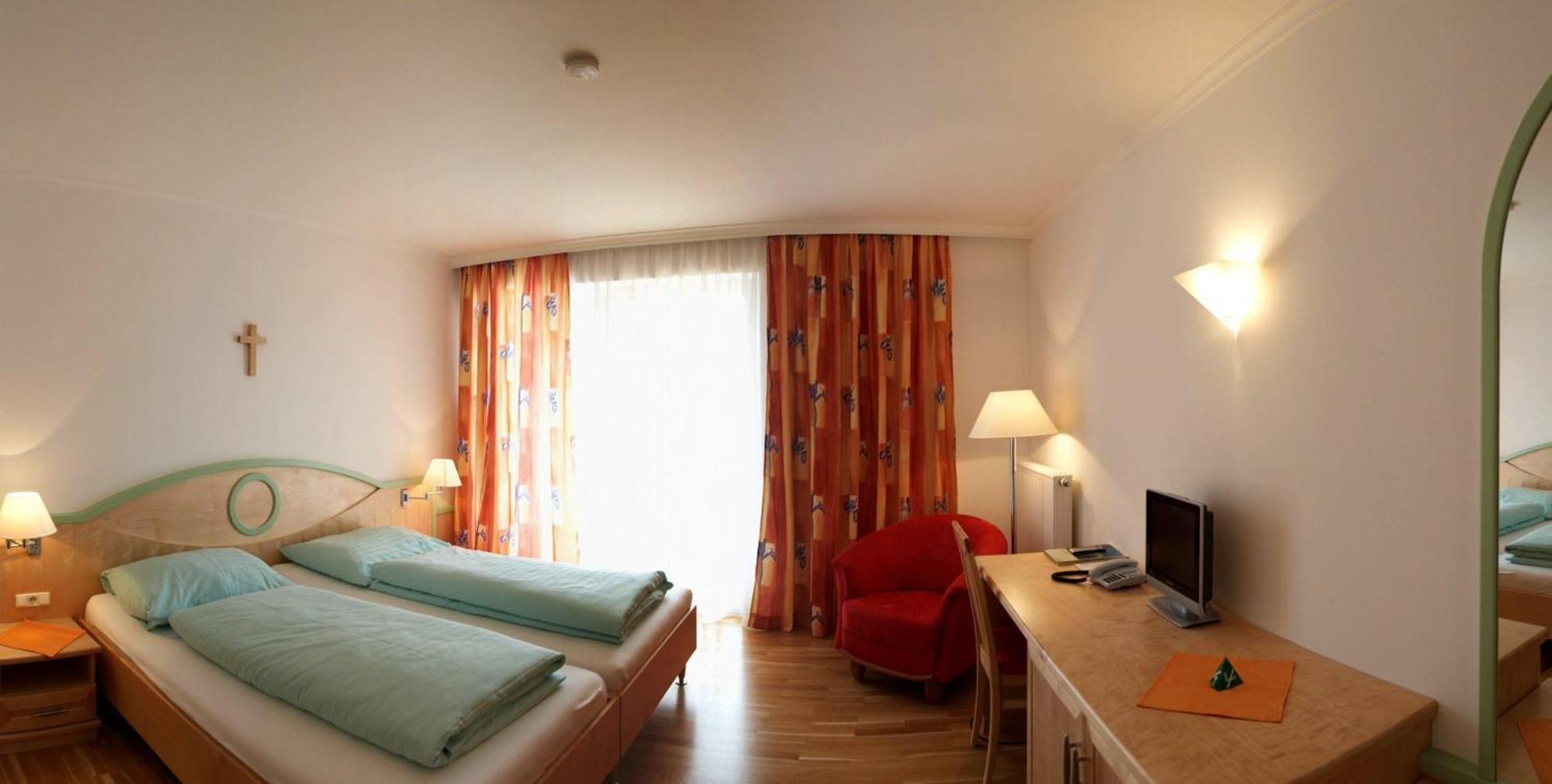 Hotel Zum Kirchenwirt Mariazell Zewnętrze zdjęcie