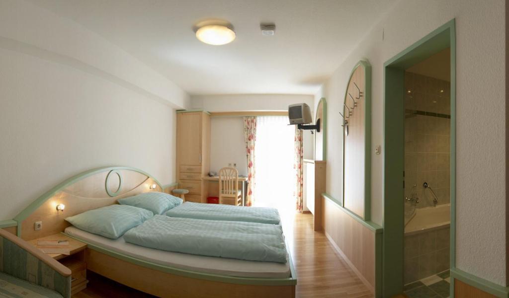 Hotel Zum Kirchenwirt Mariazell Pokój zdjęcie