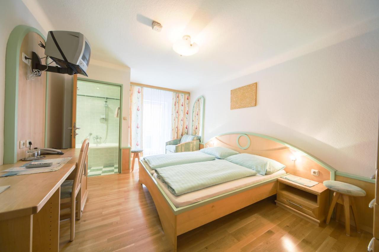 Hotel Zum Kirchenwirt Mariazell Pokój zdjęcie